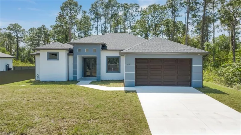 LEHIGH ACRES