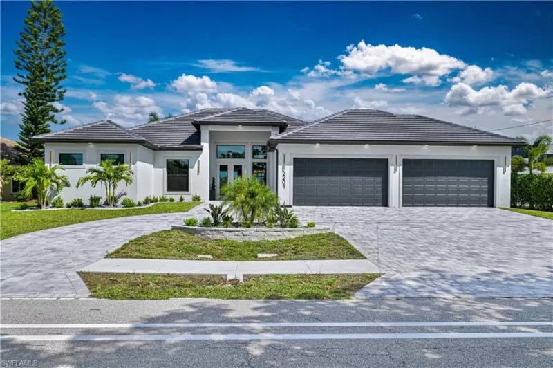 CAPE CORAL