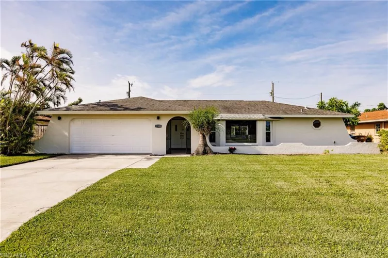 CAPE CORAL
