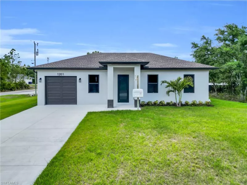 LEHIGH ACRES
