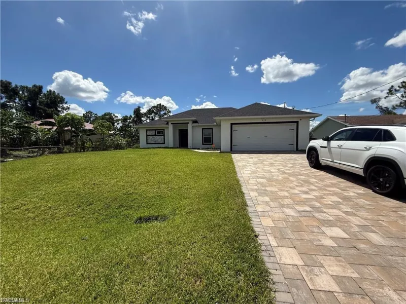 LEHIGH ACRES