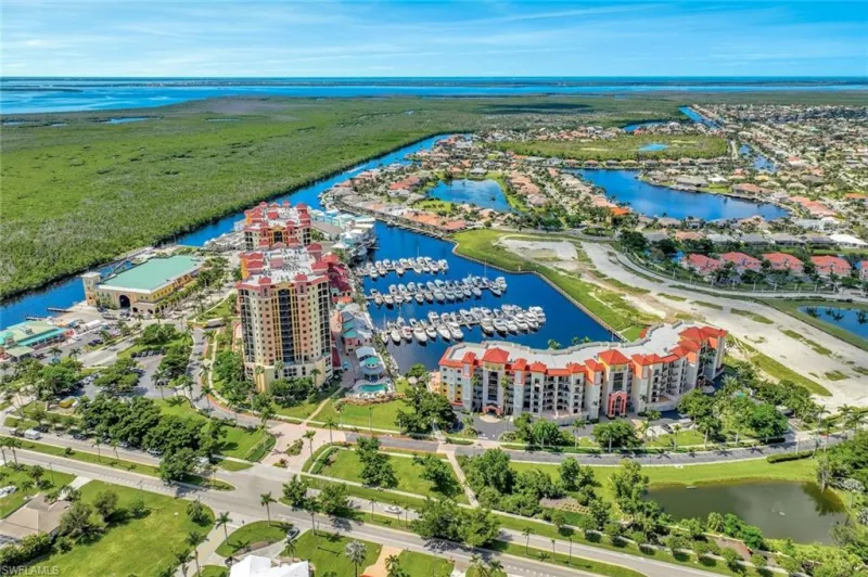 CAPE CORAL