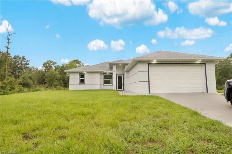 LEHIGH ACRES
