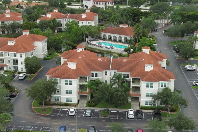 ESTERO