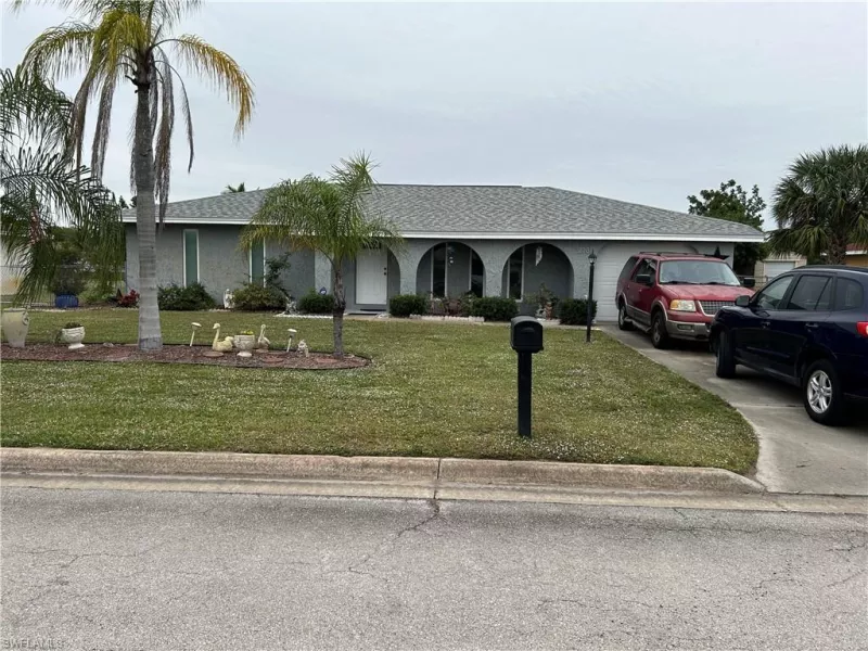 LEHIGH ACRES
