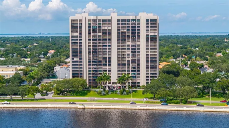 TAMPA