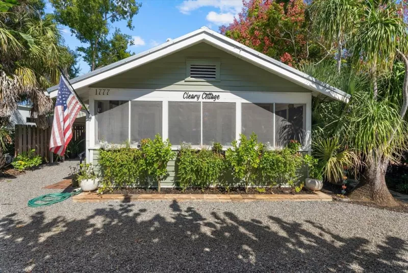 SARASOTA