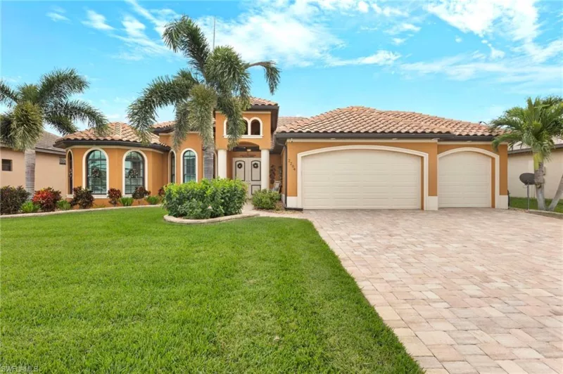 CAPE CORAL