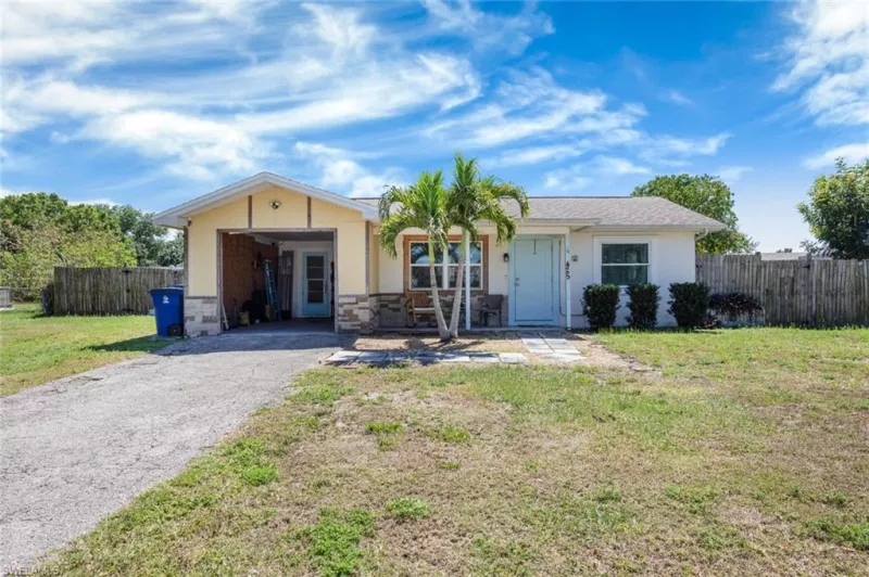 LEHIGH ACRES