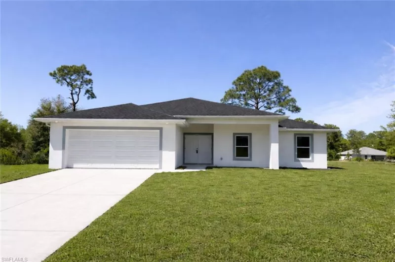 LEHIGH ACRES