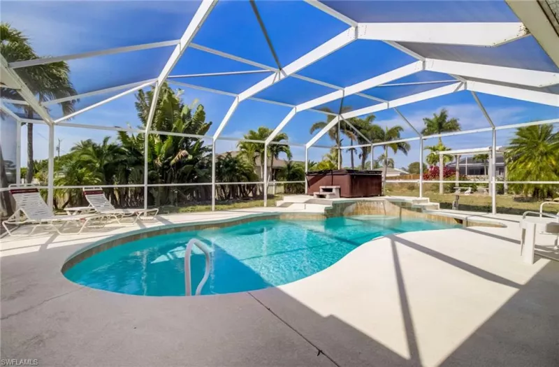 CAPE CORAL