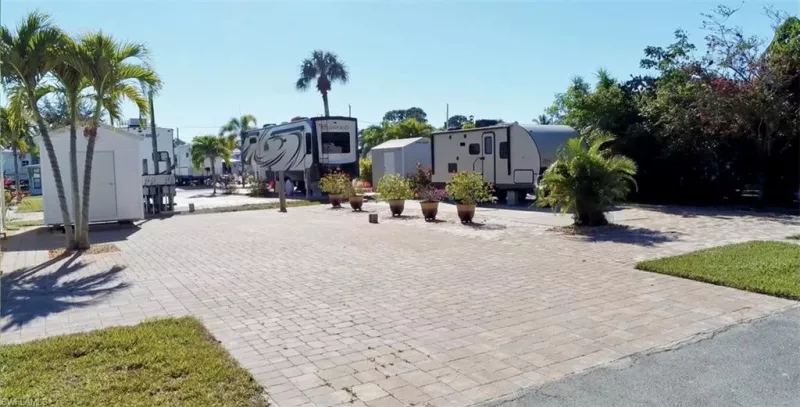 BONITA SPRINGS