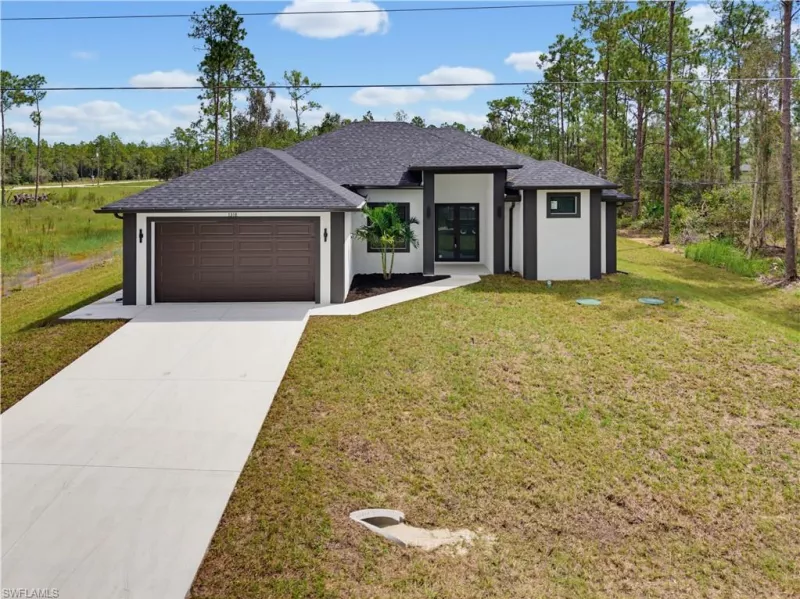 LEHIGH ACRES