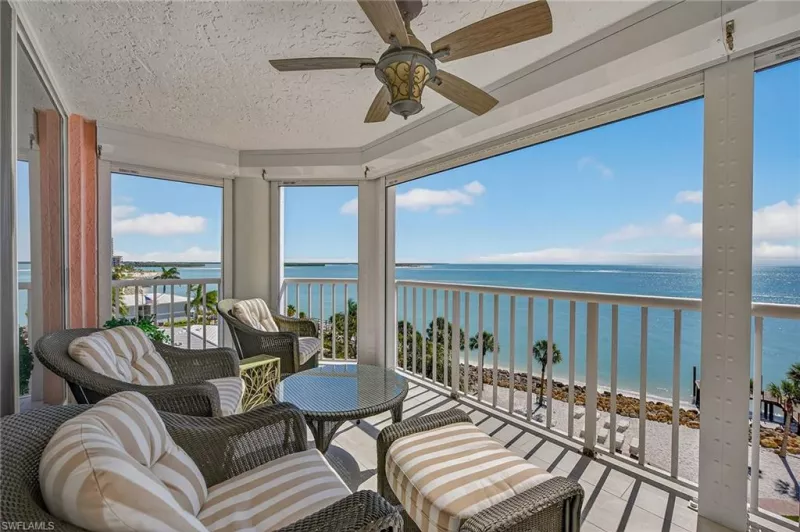 MARCO ISLAND