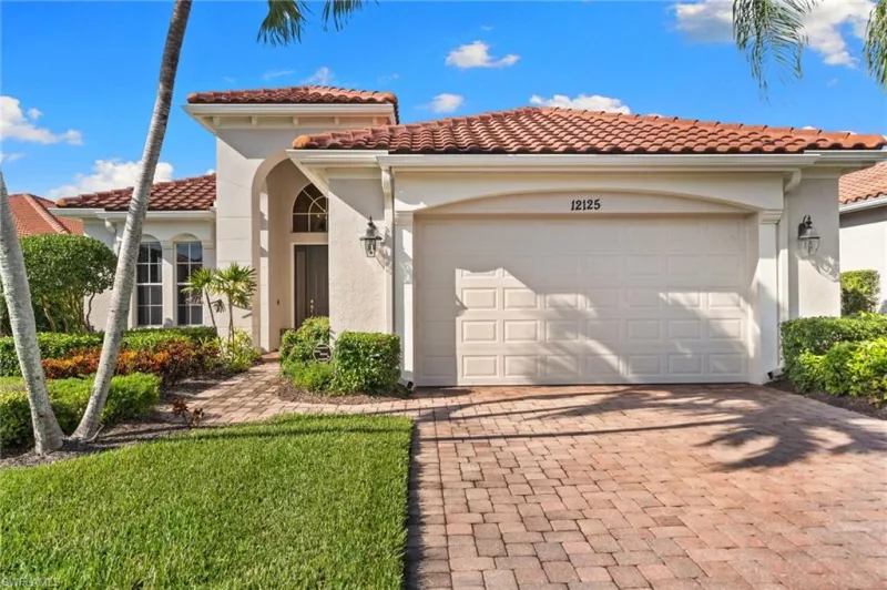 BONITA SPRINGS