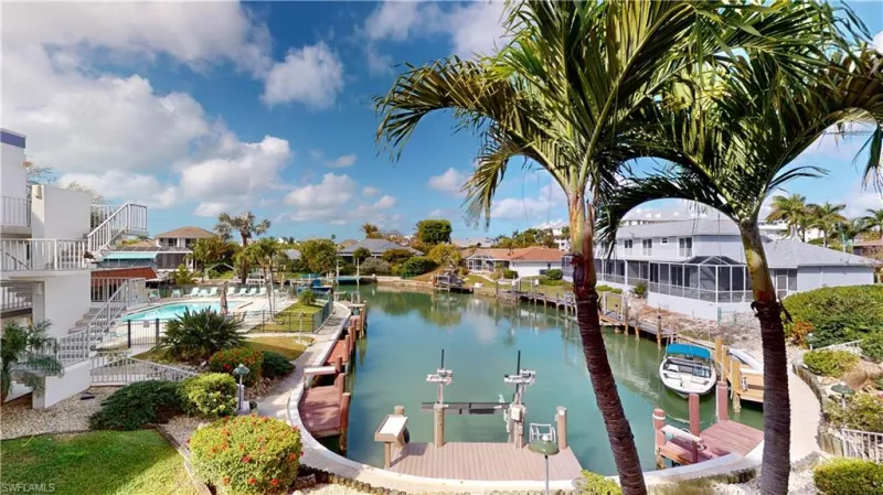 MARCO ISLAND