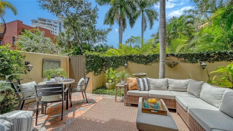 SARASOTA