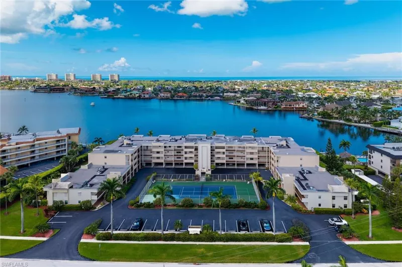 MARCO ISLAND