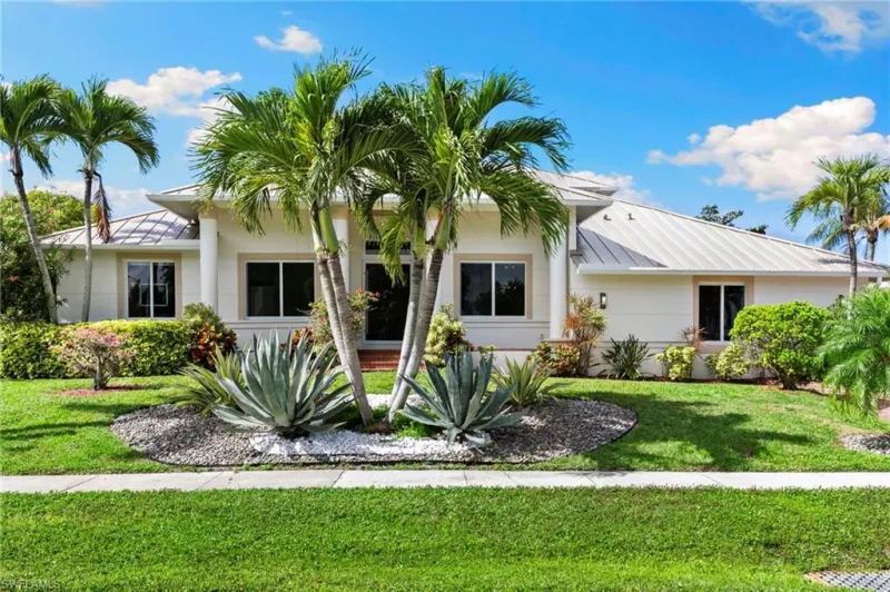 MARCO ISLAND