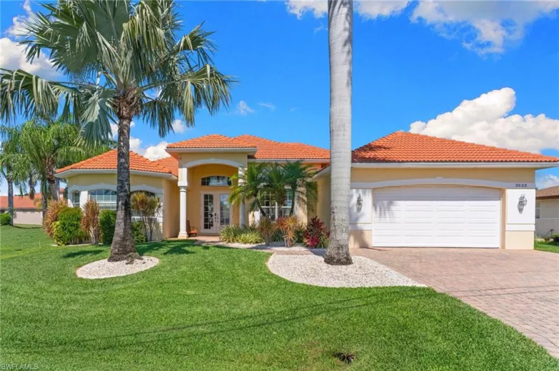 CAPE CORAL