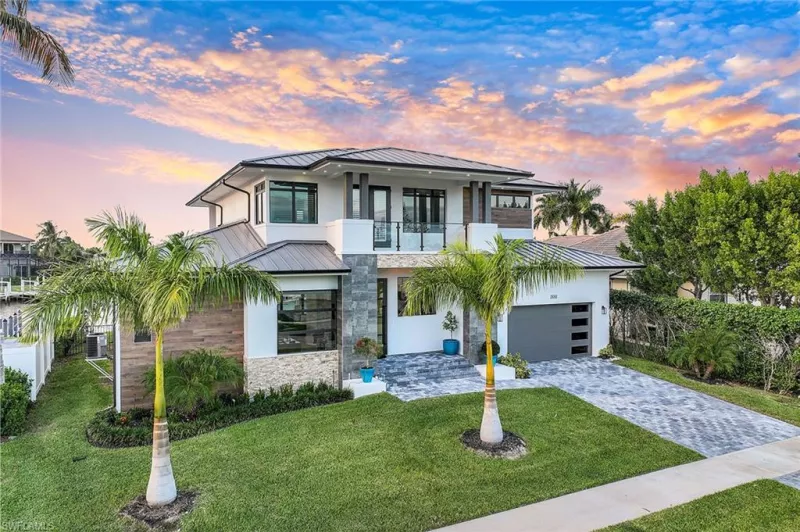 MARCO ISLAND