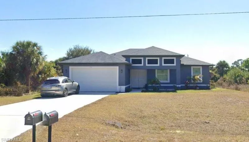 LEHIGH ACRES