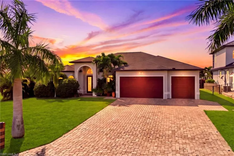 CAPE CORAL