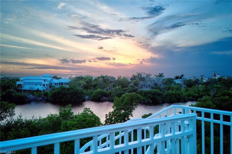 MARCO ISLAND