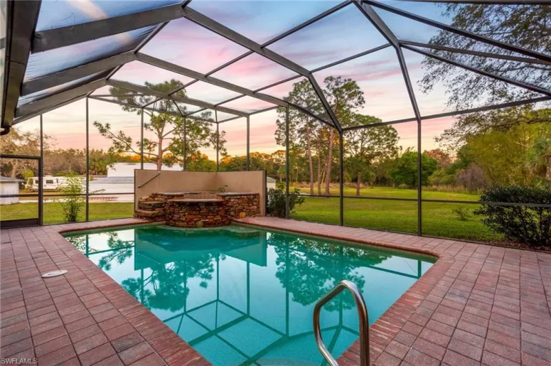 BONITA SPRINGS