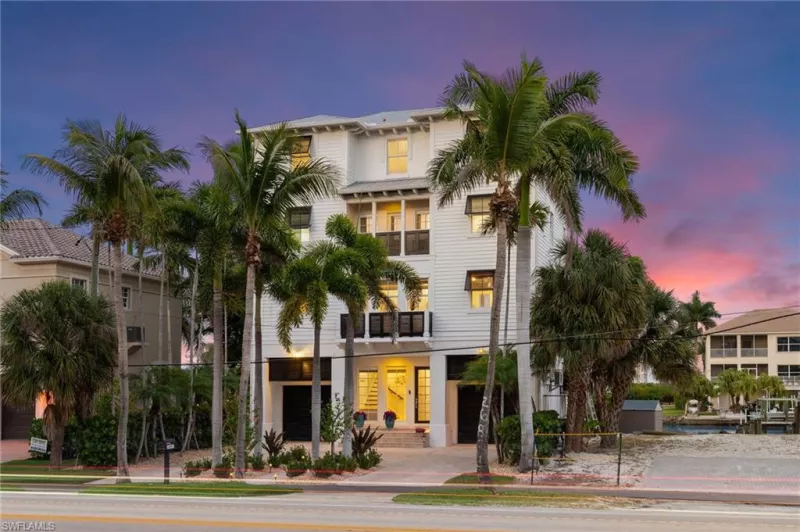 BONITA SPRINGS
