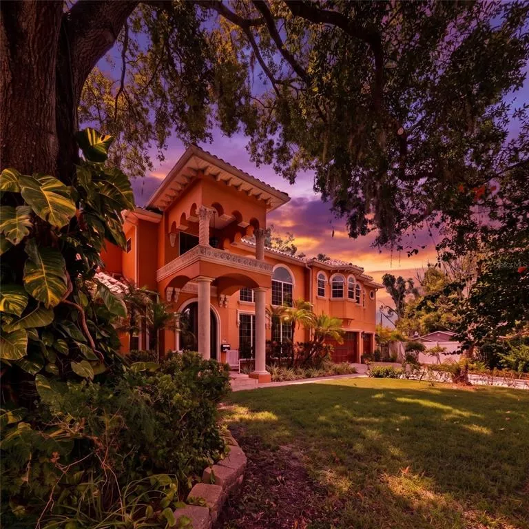 TAMPA