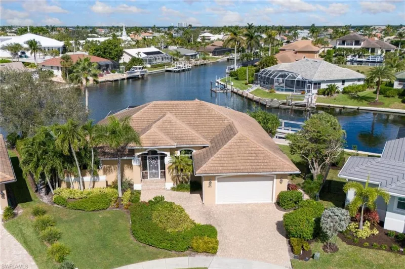 MARCO ISLAND