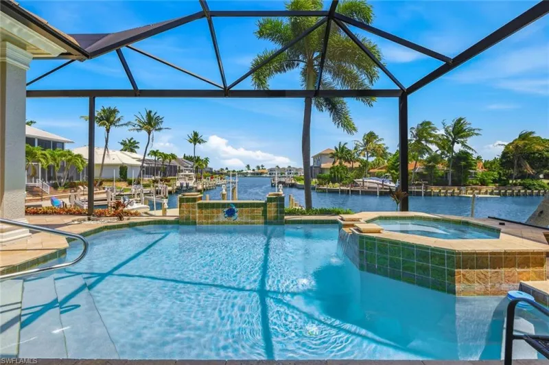 MARCO ISLAND