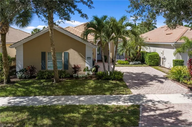 BONITA SPRINGS