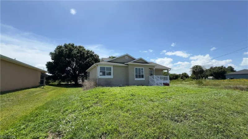 LEHIGH ACRES