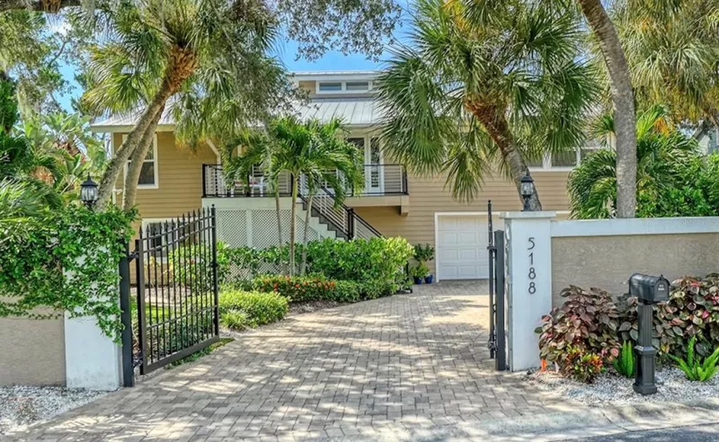 SARASOTA