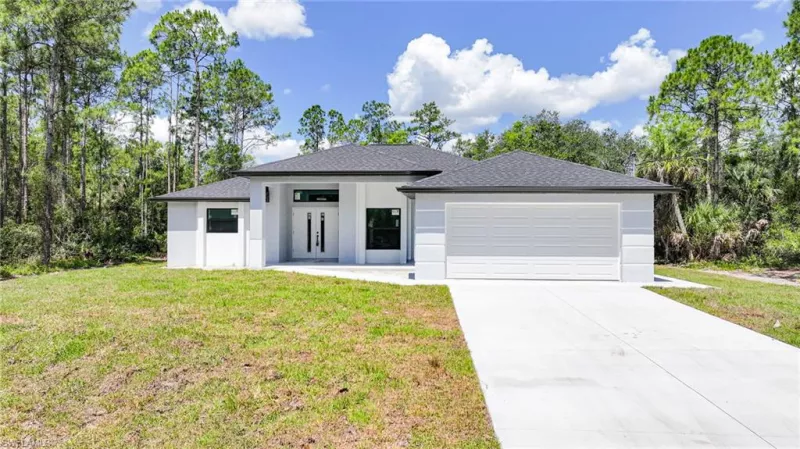 LEHIGH ACRES