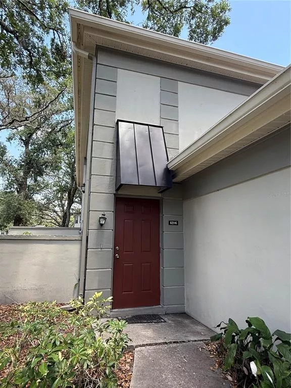 TEMPLE TERRACE