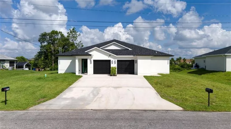LEHIGH ACRES