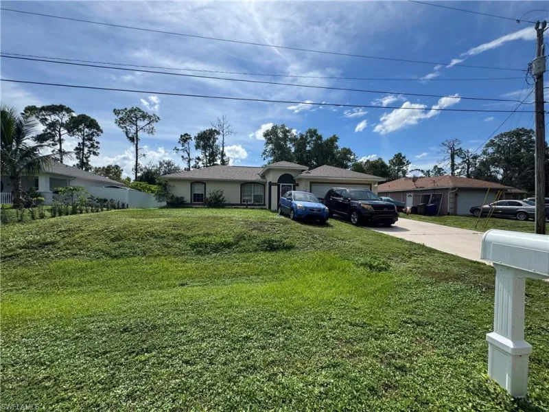 LEHIGH ACRES