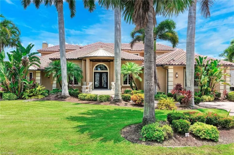 MARCO ISLAND