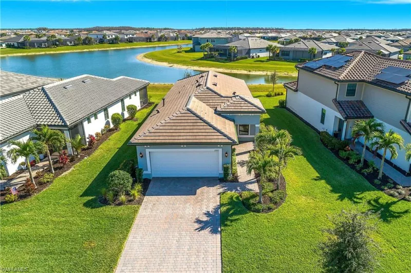 ESTERO