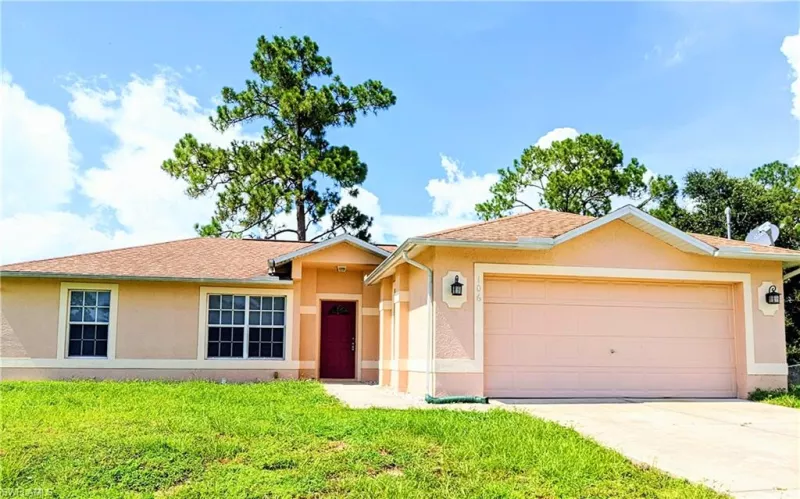 LEHIGH ACRES