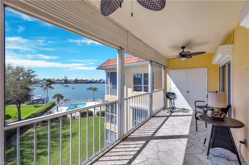 MARCO ISLAND