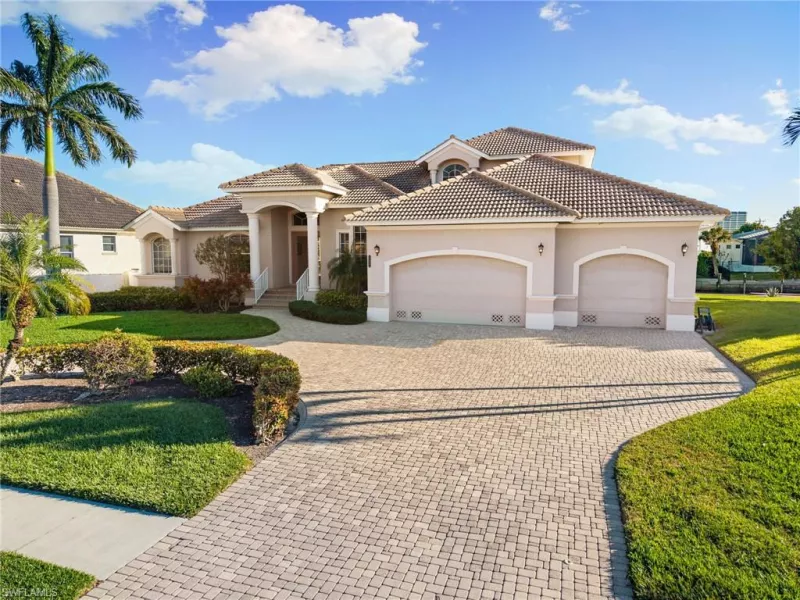 MARCO ISLAND