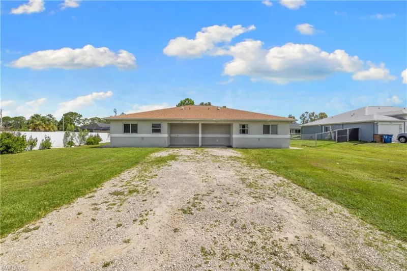 LEHIGH ACRES