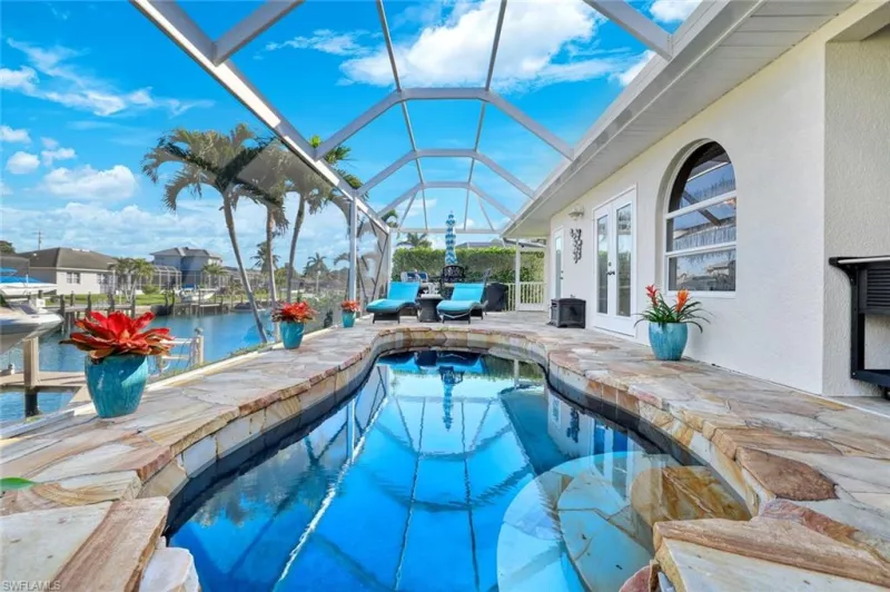MARCO ISLAND