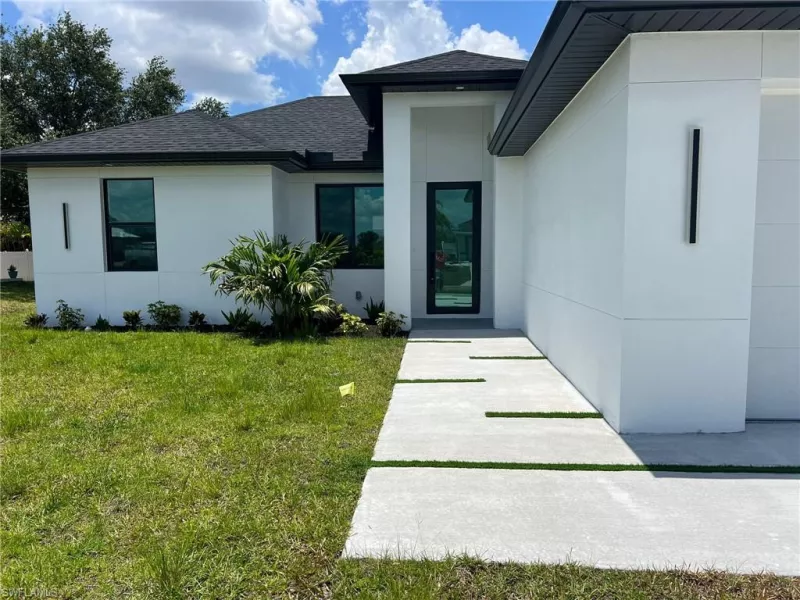 CAPE CORAL