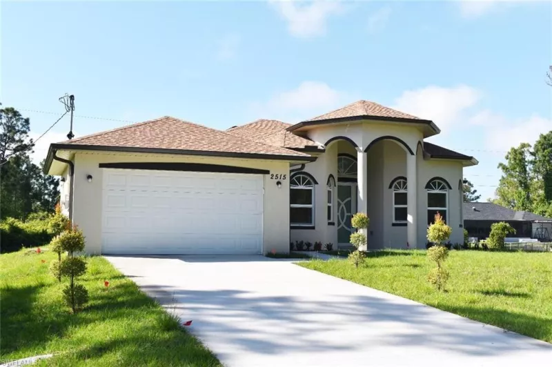 LEHIGH ACRES