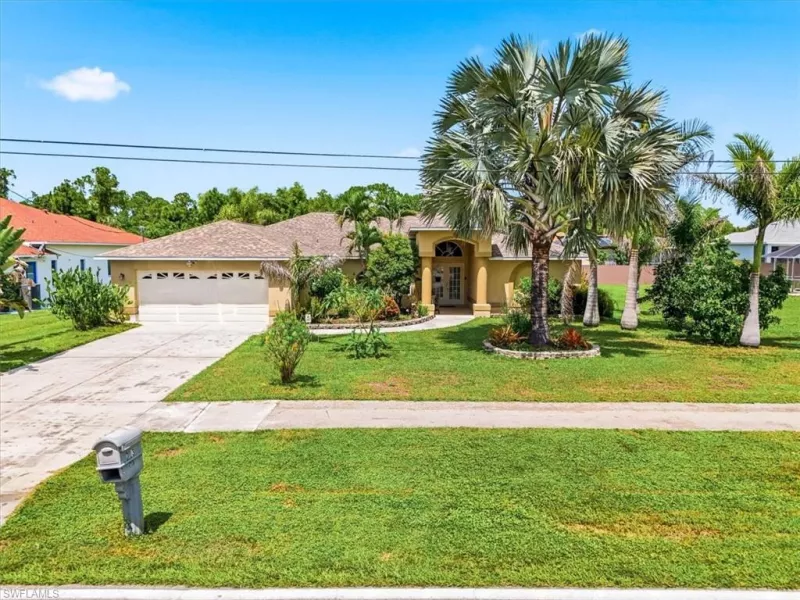 LEHIGH ACRES